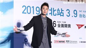 睽違三年再登小巨蛋  潘瑋柏倒紅酒預祝票房開紅盤[20181220台北訊] 