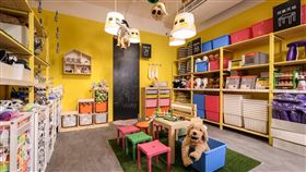 IKEA,台中百元店。