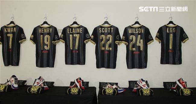 莫文蔚首次公開演唱會後台服飾、道具、化妝間等。（記者邱榮吉/攝影）