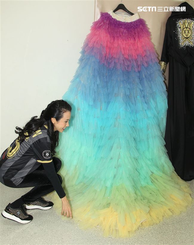 莫文蔚首次公開演唱會後台服飾、道具、化妝間等。（記者邱榮吉/攝影）