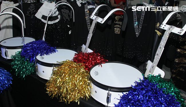 莫文蔚首次公開演唱會後台服飾、道具、化妝間等。（記者邱榮吉/攝影）