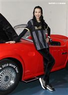 莫文蔚首次公開演唱會後台服飾、道具、化妝間等。（記者邱榮吉/攝影）