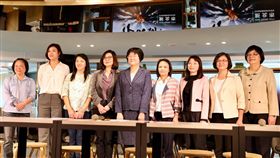 侯友宜公布小內閣女性首長一字排開,侯辦