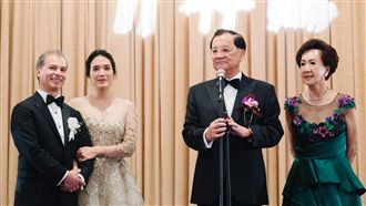 馬吳朱王同桌賀連詠心　連戰感慨說…