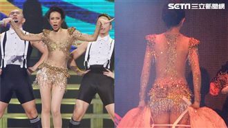 港星性感火辣開唱　台上換裝微露屁蛋