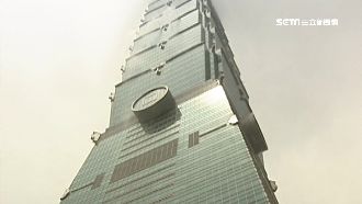 101美食街竄火　15分鐘疏散完畢