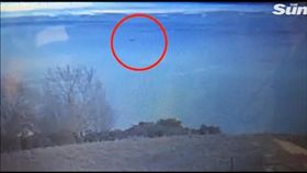 英國,太陽報,尼斯湖,水怪（圖／翻攝太陽報）