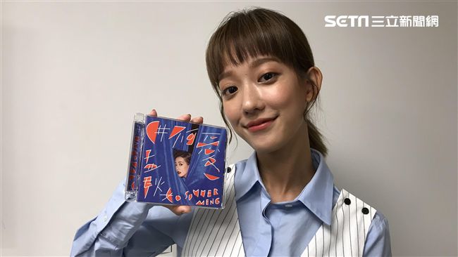 女星演而優則唱　來！耶誕節唱給你聽