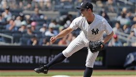 ▲紅襪接觸洋基後援投手羅伯森（David Robertson）。（圖／美聯社／達志影像）