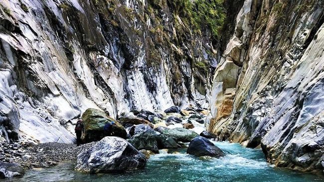 冬天泡湯趣　台灣五大野溪溫泉告訴你
