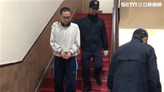 小燈泡命案！王嫌狂傻笑　又擇期開庭