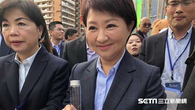 盧秀燕就職藏彩蛋曝光　送市民這禮物