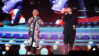 都用手解慾望？憲哥狂逼阿信「著床」