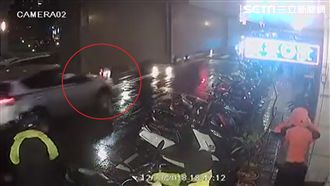 女過馬路遭撞險遭輾　撞人駕駛竟肇逃