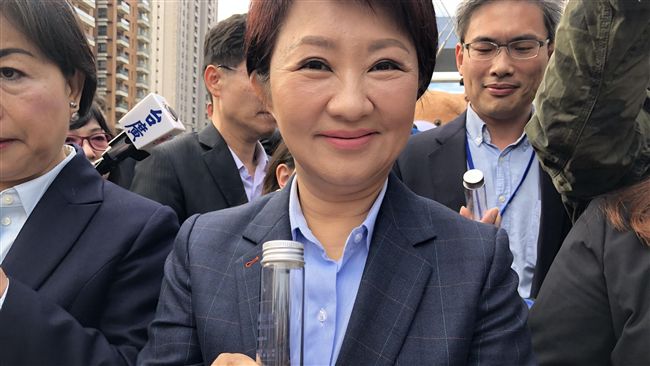 盧秀燕前衛贈禮　網盼：台中超商開賣