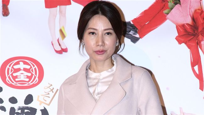 挾金馬駕到！丁寧成美魔女「秀台語」