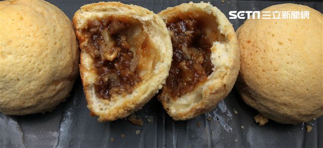 脆皮叉燒包。（記者邱榮吉/攝影）