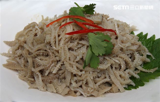 髮絲牛白葉。（記者邱榮吉/攝影）