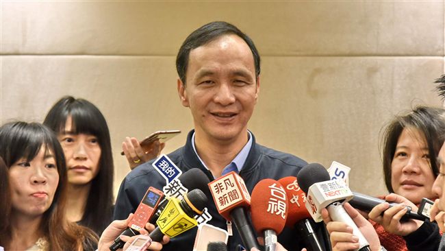 朱立倫再選總統　網：淡水嬤開示過？