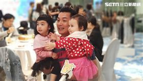 伊正、伊正大女兒步步、二女兒靚靚
圖／記者李依純攝影