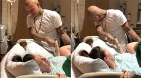 刺青猛漢陪產　看一眼就崩潰想吐（圖／翻攝自Live Leak）