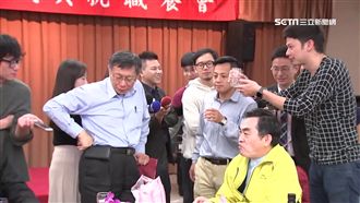 遊說「友柯」投藍？柯P先否認再默認