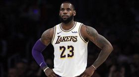 NBA／勇士員工竟害受傷詹皇繞遠路
NBA,洛杉磯湖人,LeBron James,受傷,金州勇士
翻攝自推特