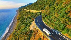 元旦連假迎曙光  公路單位部分交管