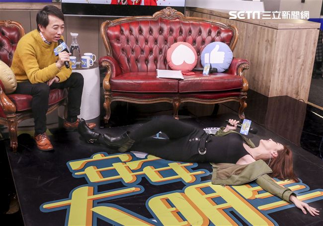 三立炮仔聲陳子玄安安大明星。（記者林士傑/攝影）