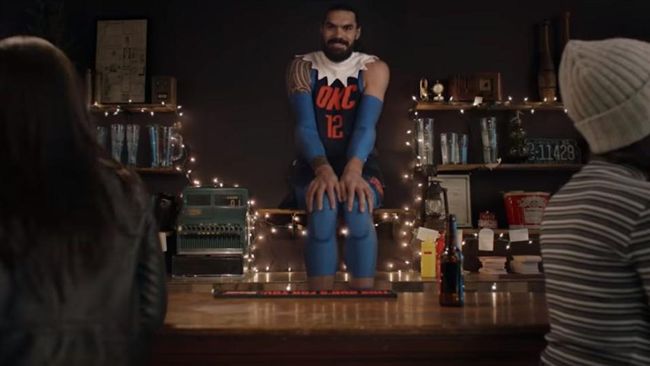 NBA／反差萌！水行俠扮耶誕小精靈