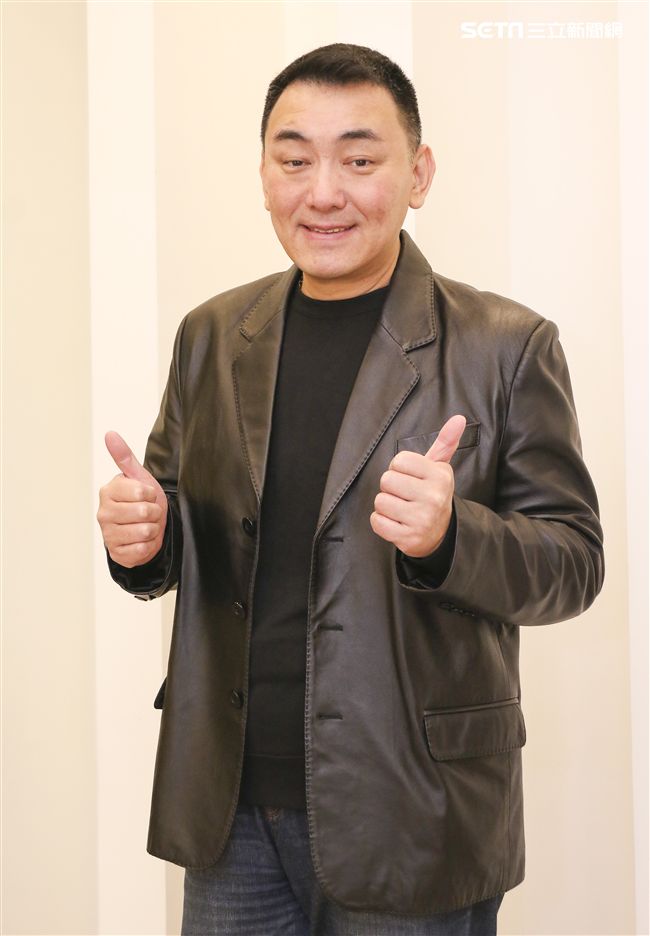 三立炮仔聲徐亨專訪。（記者林士傑/攝影）