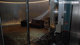 中租迪和公司辦公室遭砸，警方一舉逮獲16名惡煞（翻攝畫面）