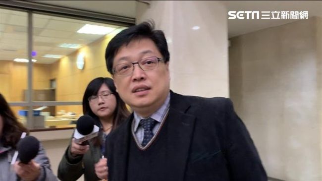 豆導律師突解除委任　涉吸金案遭起訴
