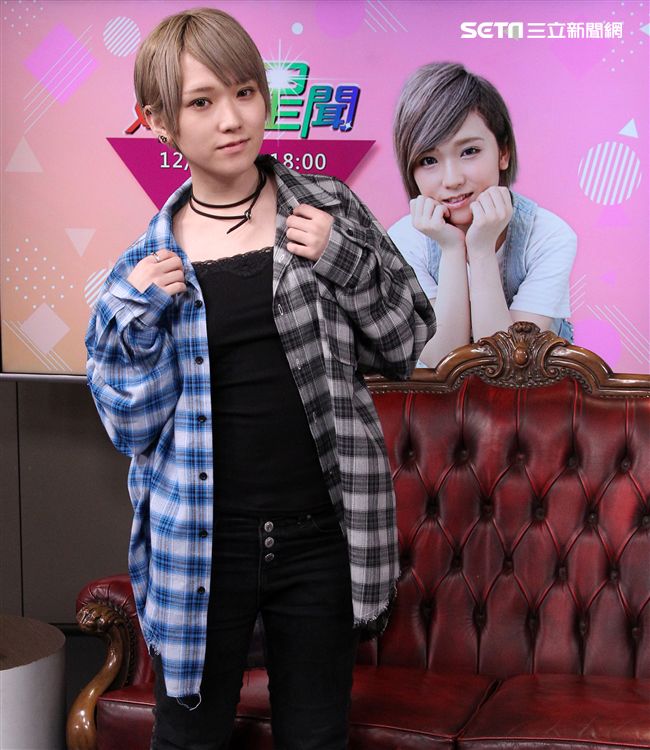 日本AV女優椎名空娛樂星聞直播。（記者邱榮吉/攝影）