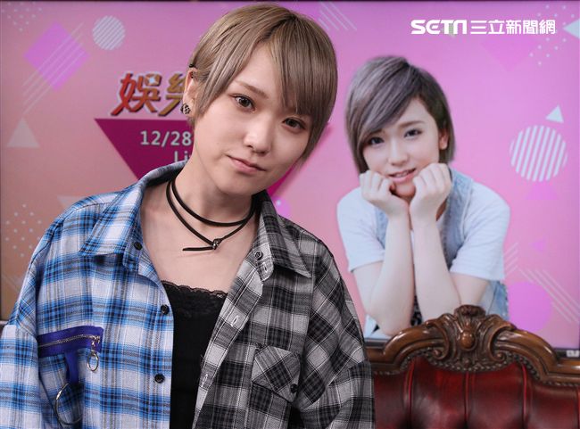 日本AV女優椎名空娛樂星聞直播。（記者邱榮吉/攝影）