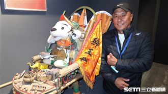 中職／獅王神轎扛進場　標哥說盡歷史