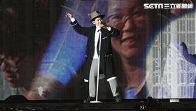 黃子佼巧將「五月天」穿上身  瑪莎神回：佼哥從台北開瑪莎拉蒂來台中[20181229台中訊]