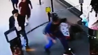 5歲兒看不了水行俠　父竟怒嗆售票員