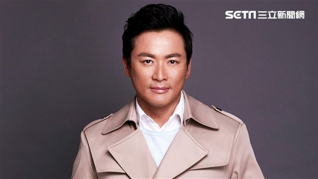 今夜冷支支！江宏恩送毛帽助網友取暖