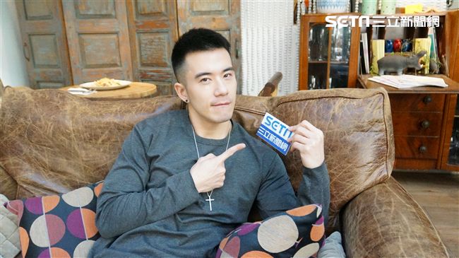 今年為藝術犧牲！男星精壯迎擊跨年