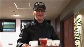 29日深夜朱立倫在臉書PO文，他和家人到國外走走。臉書