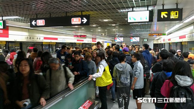 42小時不收班！北捷跨年夜就這樣搭