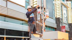 跨年,電信,工程師,中華電信,台灣大哥大,遠傳電信,台灣之星,亞太電信