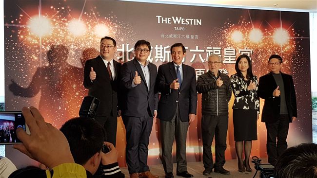 六福皇宮不熄燈？　這句話埋伏筆