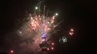 全球首場！紐西蘭絢爛煙火迎2019