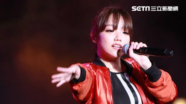 安那真封奶！跟風學貓叫慘「沒人理」