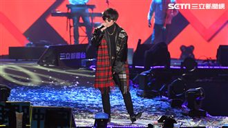 盧廣仲台中壓軸！這裝扮讓粉絲狂拍照