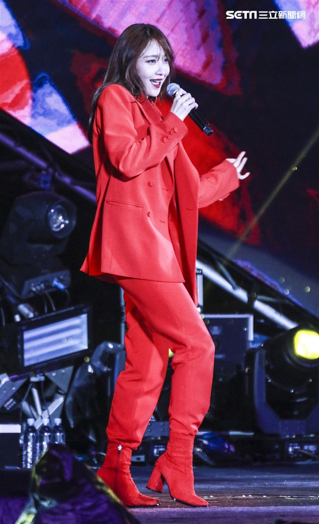 2019臺北市政府跨年晚會韓國女團EXID。（記者林士傑/攝影）