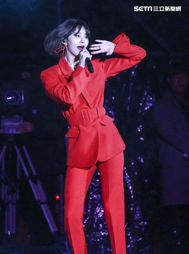 2019臺北市政府跨年晚會韓國女團EXID。（記者林士傑/攝影）