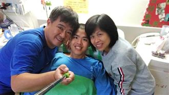 秦良丰復原神速！父：連醫生都很驚訝